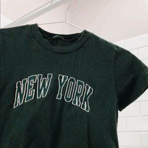 brandy melville cute graphic crop top♡︎